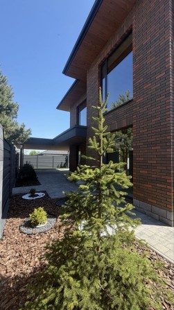 Сучасний будинок з ремонтом 170 м² на 5 сотках, готовий до оздоблення - фото 1