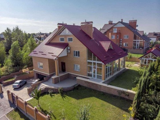 Продаж / Будинок / 664 м2 / Лісники / вул. Козинська