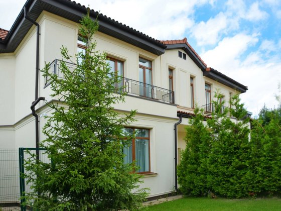 Продаж нового будинку з якісним ремонтом Підгірці КМ Фонтан