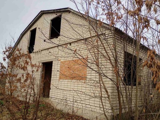 Продається недобудований будинок до центру 10 хвилин Яготин
