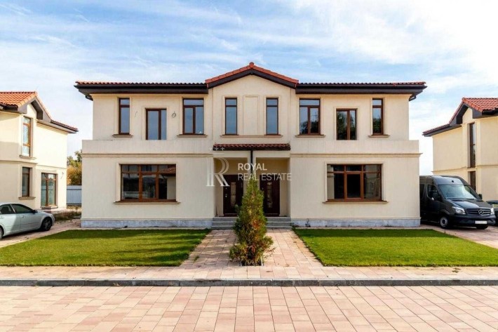 Продаж Будинок Підгірці КМ «ФОНТАН» 4 кімнати 145 м² 3 сотки Панорамні вікна Тераса Басейн Закрита т - фото 1
