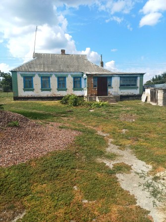 Продам будинок в Рокитне по вулиці Зінича. Ціна 28 тис дол - фото 1