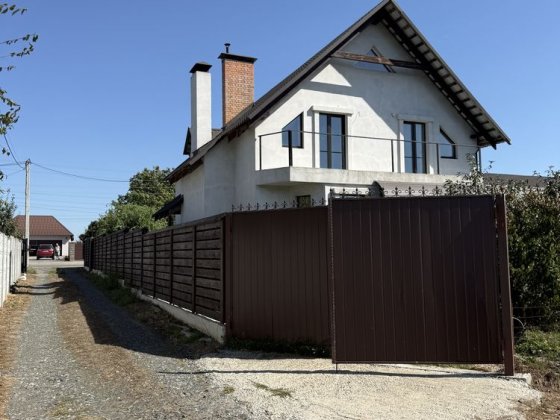 Продаж АВТОНОМНОГО будинку.З власним УКРИТТЯМ Блиставиця