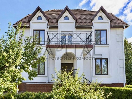 Приватна резиденція з басейном | 325 м² + підвал | 16 соток | Гореничі | 30 км від Києва | Сонячна с