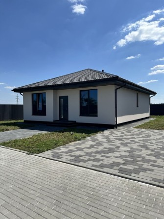 Будинок 90 м² з ділянкою 5,8 сотки | Закрита територія - фото 1