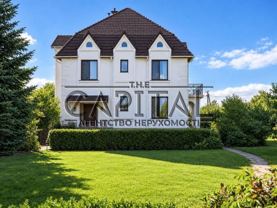 Продаж будинку ГНАТАВКА Підвал газ критий басейн сад камін сонячна електростанція 16 соток Бучанськи Гнатовка