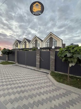 Продам будинок 105 м², земельна ділянка 2 сотки, центр с. Гора, єОселя - фото 1