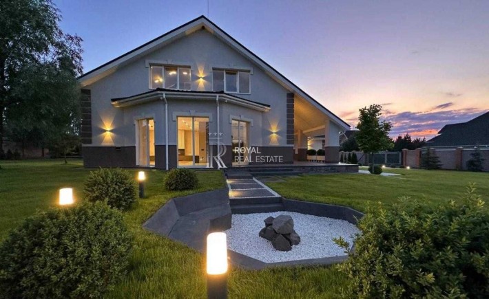 Продаж Будинок Іванковичі 378 м² 4 кімнати Ділянка 19 соток Тераса Гараж 2 авто Розумний будинок Газ - фото 1