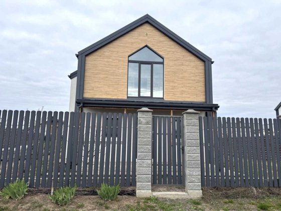 Будинок 97,7 м² + тераса 19,35 м², КМ «Сім Озер», 20 хв до Києва Крушинка
