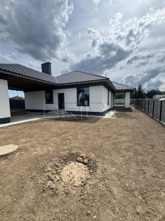 Продаж будинку Фастівський район Київська область с. Малютянка - фото 1