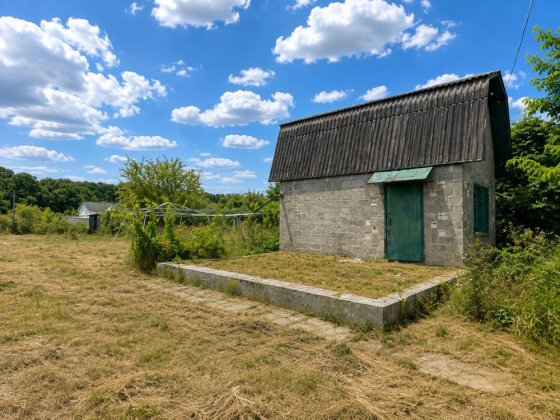 Садовий будинок з ділянкою в с.Фурси Фурси