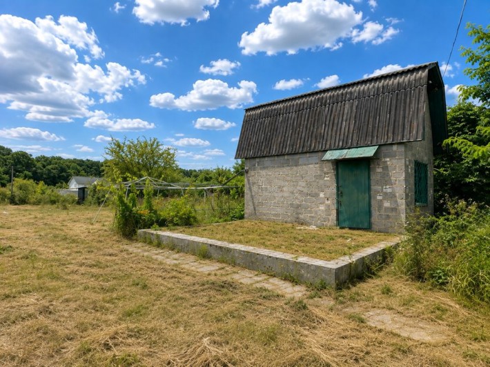 Садовий будинок з ділянкою в с.Фурси - фото 1