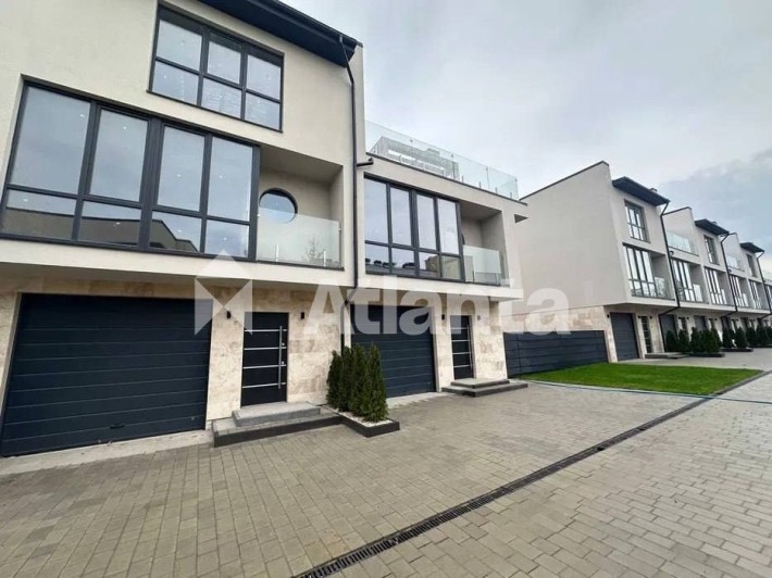 Продаж котеджу в преміальному котеджному містечку BRITISH VILLAGE - фото 1
