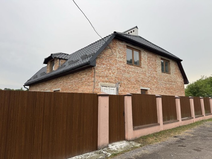 Продаж будинку з великою земельною ділянкою в с. Малехів! - фото 1