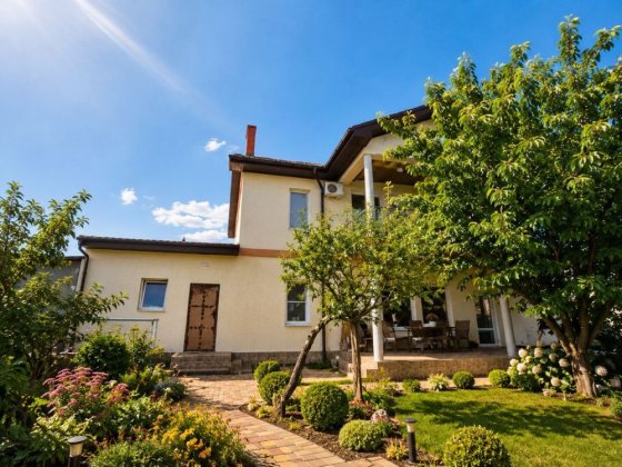 Новий двоповерховий будинок 200 м² | Великодолинське | 6 соток Великодолинське