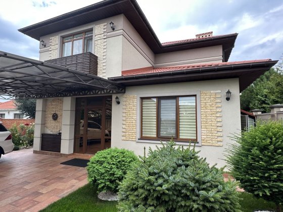 Совиньон. Отличный 2-х эт. дом! 190кв.м. Участок 5 соток Лиманка