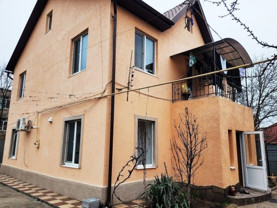 Большой  дом на 5 комнат в центре Нерубайского.  Близко Усатово, Слободка Нерубайское