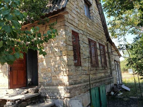 Продам Дом на 12 сотках земли в Светлом Світле
