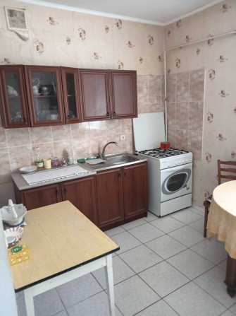 Будинок 76 м2 з комунікаціями у центрі Овідіополя - фото 1