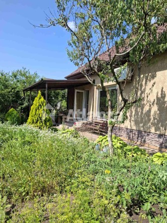 Дом с ремонтом в пгт.  Таирово с солнечными панелями - фото 1