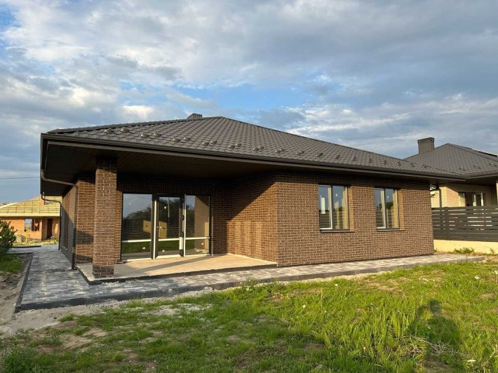 Продаж Одноповерхового  Будиноку в Обарові з власною ділянкою 7 сот,паркан. Комісія 0% для Покупця. - фото 1