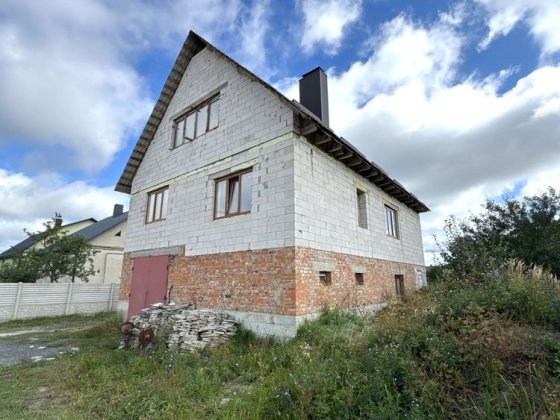 Продається БУДИНОК Костопіль