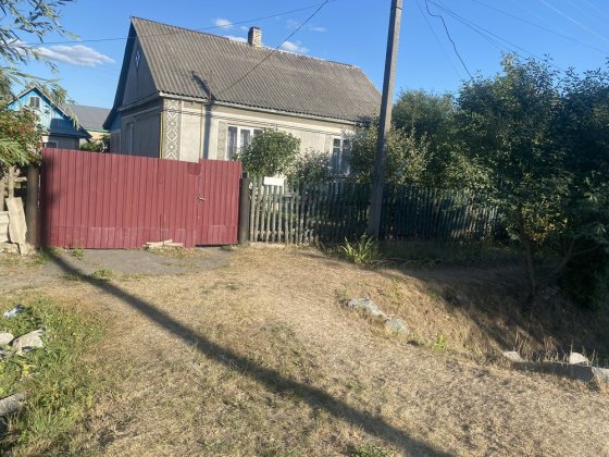 Продам будинок Корець(договірна ціна) Корець