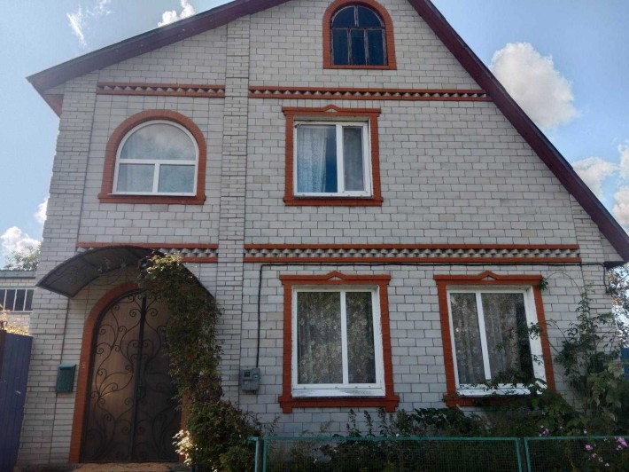 Продається будинок у м. Буринь, можна по сертифікату. - фото 1