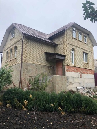 Продам добротный шикарный дом в Балаклее - фото 1