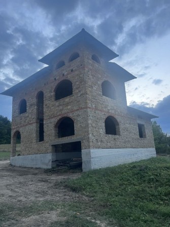 Продається будинок приватизова ділянка дозвіл на будівництво…. - фото 1