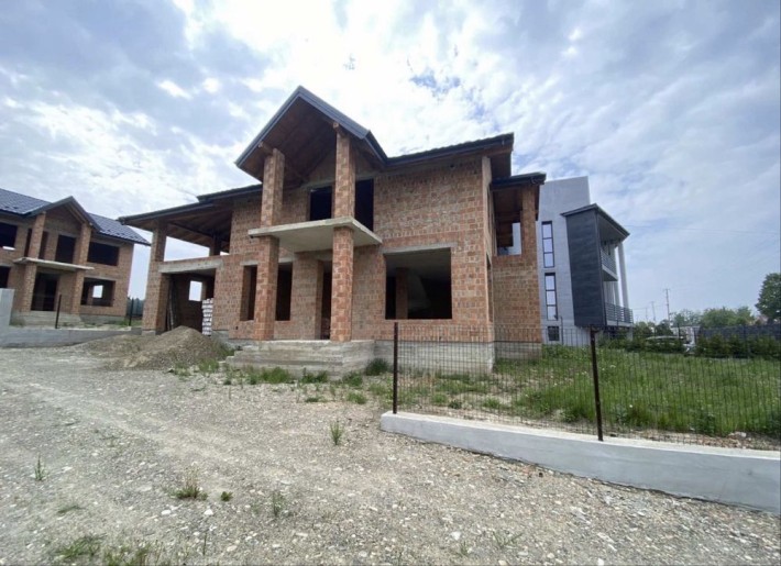 Продається будинок в селі Великий Кучурів біля Рутки - фото 1