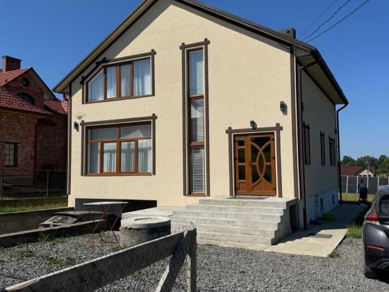 Продається сучасний будинок у с. Великий Кучурів Великий Кучурів