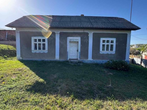 Продам цегляний будинок Кіцмань