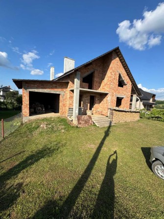Продається будинок в Остриці — лише 5 км до Чернівців - фото 1