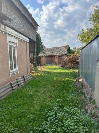 Продам затишну частину будинку в центрі міста! - фото 1