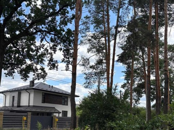 ПРОДАЖ нового будинку в лісовій БУЧЕ — | ЛІс та озеро поряд |