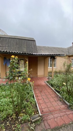 Продам будинок на два входи - фото 1