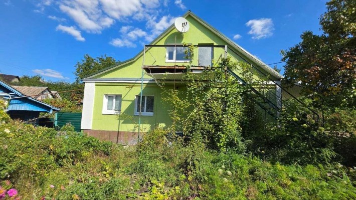 Продається частина будинку загальною площею 60 м² з окремим двором - фото 1