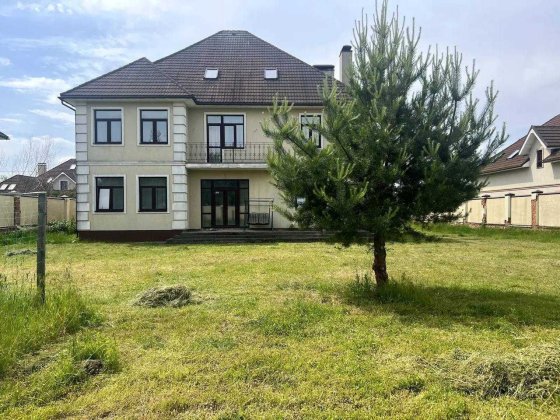 Дом. Будинок з ремонтом 522м2.Село Буча.Лісова Буча.Рассрочка.Любимовка Буча