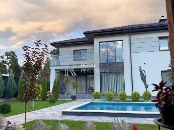 Продаж Будинок Київ Оболонський район 5 кімнат 260 м² 10 соток Басейн Генератор Тепловий насос Повна Київ