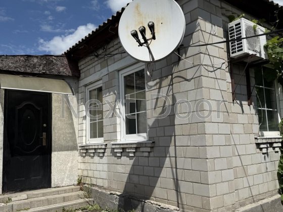 Продам будинок з фасадною земельною из ділянкою в центрі Борисполі! Бориспіль