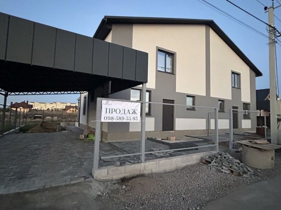 Продаж дуплексу на Таращанському масиві