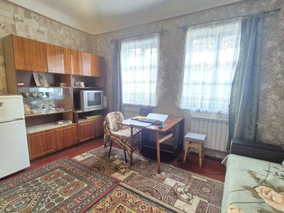 Без%Продам цегляний будинок на Виноградарі!пр-т Свободи!Ліс
