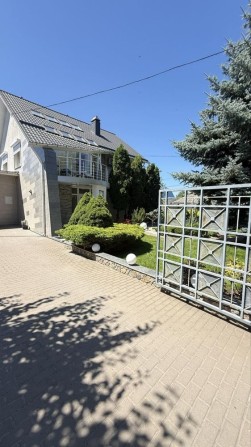 Неймовірний будинок по типу дуплекса в місті Біла Церква - фото 1