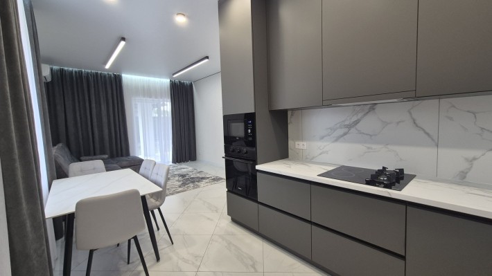 Продаж сучасного будинку 100 м² з ремонтом у лісовій частині Бучі - фото 1