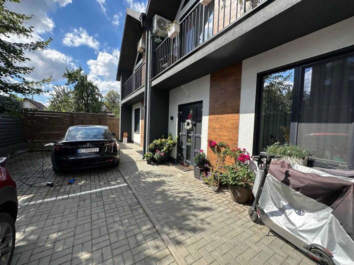 Продаж таунхауса 105м2 з частковим ремонтом Сертифікат ТАК - фото 1