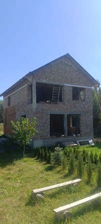 Будинок. Земельна ділянка з будинком - фото 1