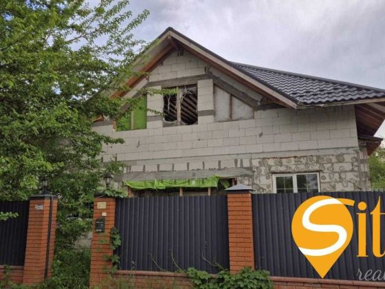 Продаж будинку на Осокорках з виходом на воду Київ