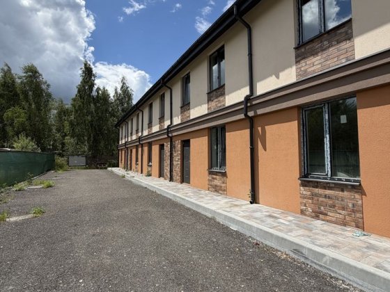 Продам таунхаус ТРЦ Авенір БЕЗ КОМІСІЇ закрите містечко