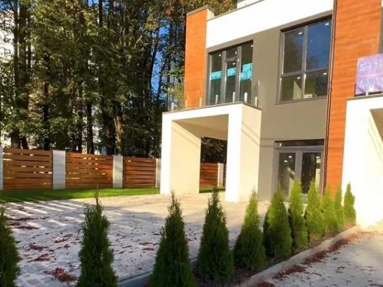 Продається таунхаус біля міського озера.Вул.Приозерна Івано-Франківськ